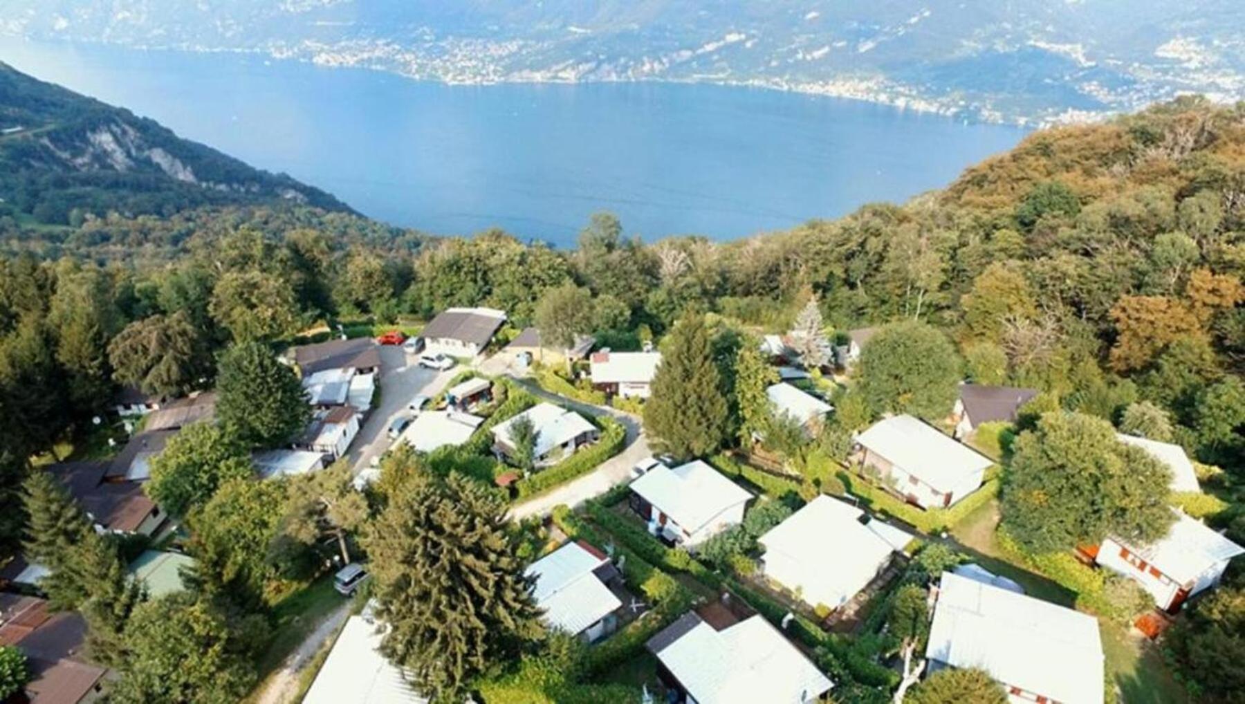 Campeggio Madonna Del Ghisallo Oliveto Lario Buitenkant foto